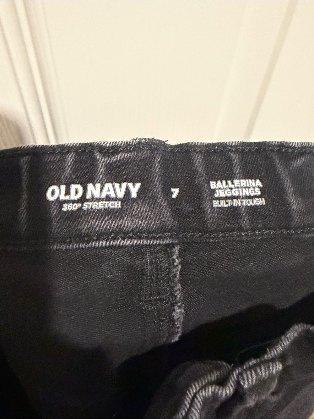 Old Navy Ballerina Jeggings - Picture 3 of 4